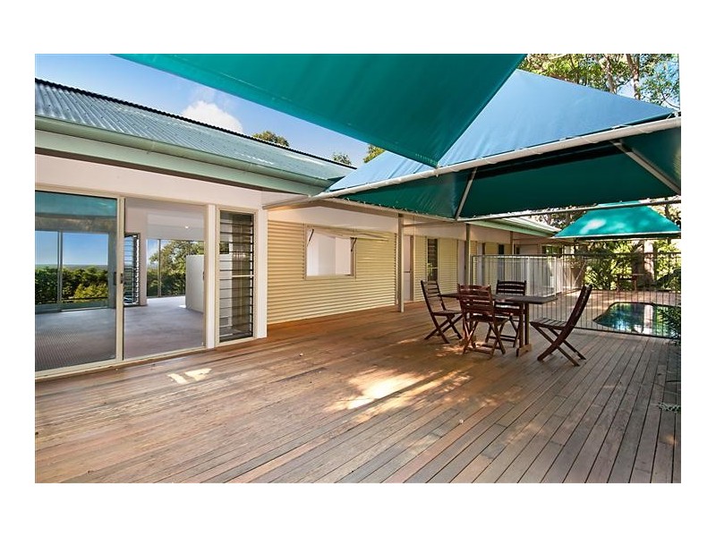 9 Hinterland Close, Tinbeerwah QLD 4563
