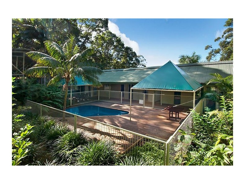 9 Hinterland Close, Tinbeerwah QLD 4563
