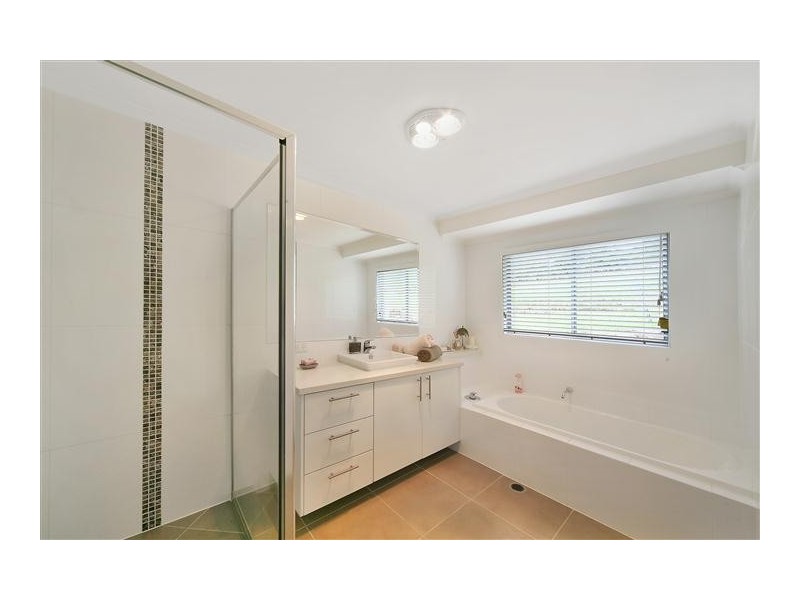 39 Beechtree Drive, Cooroy QLD 4563