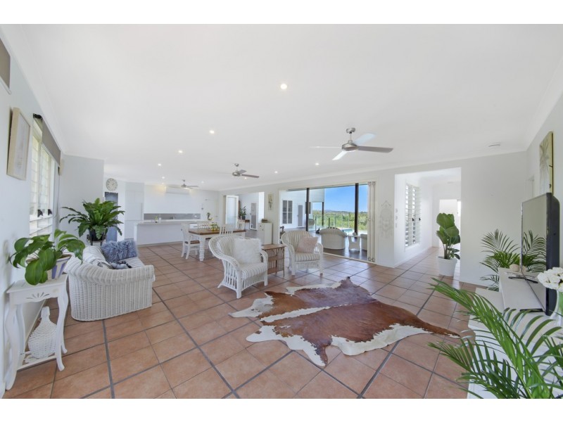 19 Lorikeet Lane, Cooroy QLD 4563