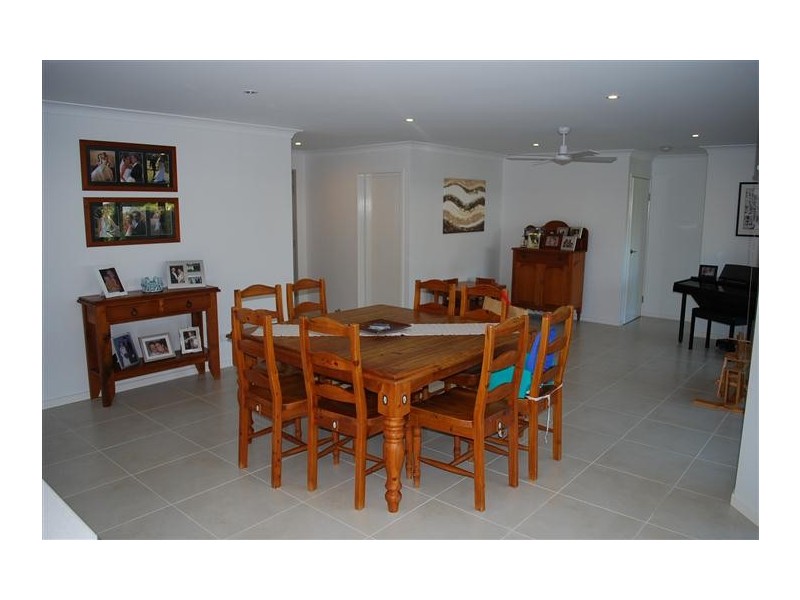 17 Olivine Lane, Cooroy QLD 4563