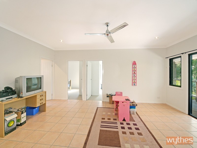 8 Sapling Court, Pomona QLD 4568
