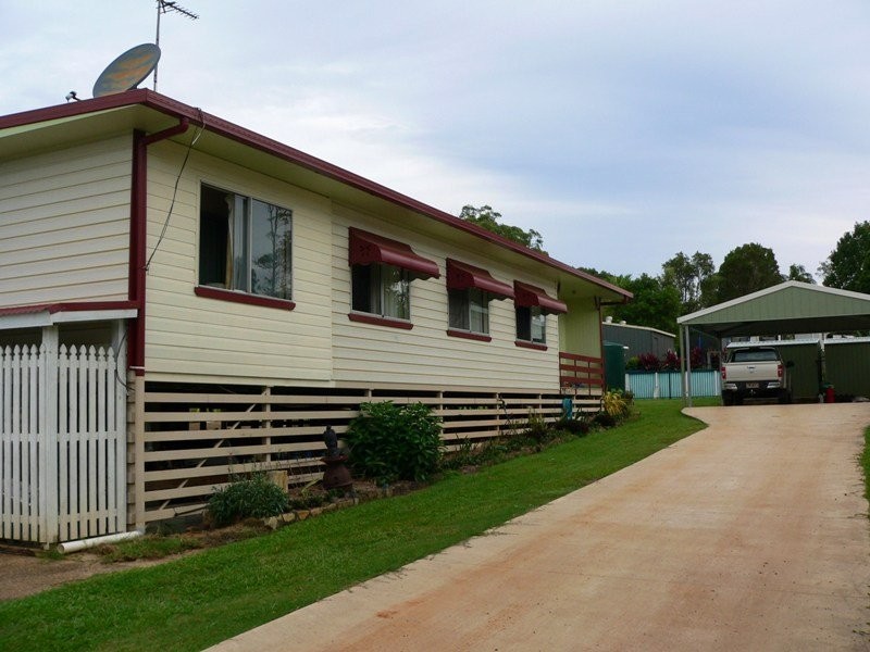 10 Tree Street, Pomona QLD 4568