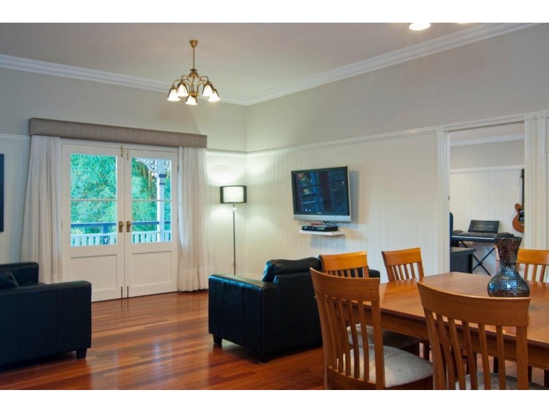 10 Ward Street, Eumundi QLD 4562