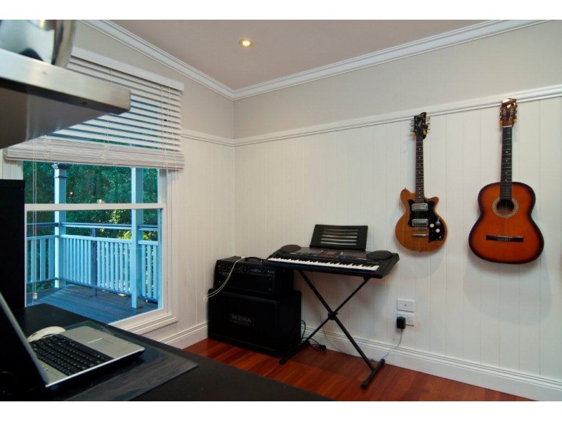 10 Ward Street, Eumundi QLD 4562