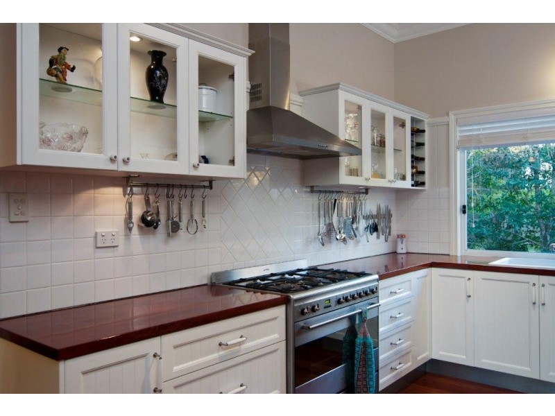 10 Ward Street, Eumundi QLD 4562