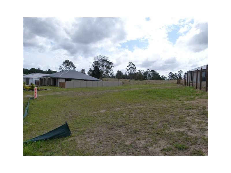 2 Dunbar Court, Cooroy QLD 4563