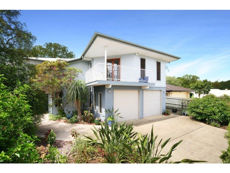 13 Ashgrove Drive, Cooroy QLD 4563