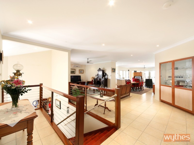 13 Ashgrove Drive, Cooroy QLD 4563