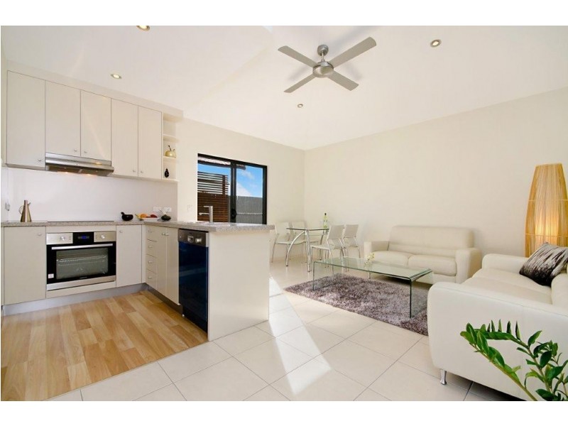 Unit 1 15 Opal Street, Cooroy QLD 4563