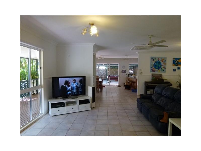 3 Kingsgate Drive, Tinbeerwah QLD 4563