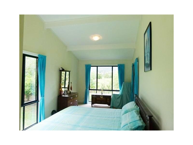 31 Tablelands Road, Cooran QLD 4569