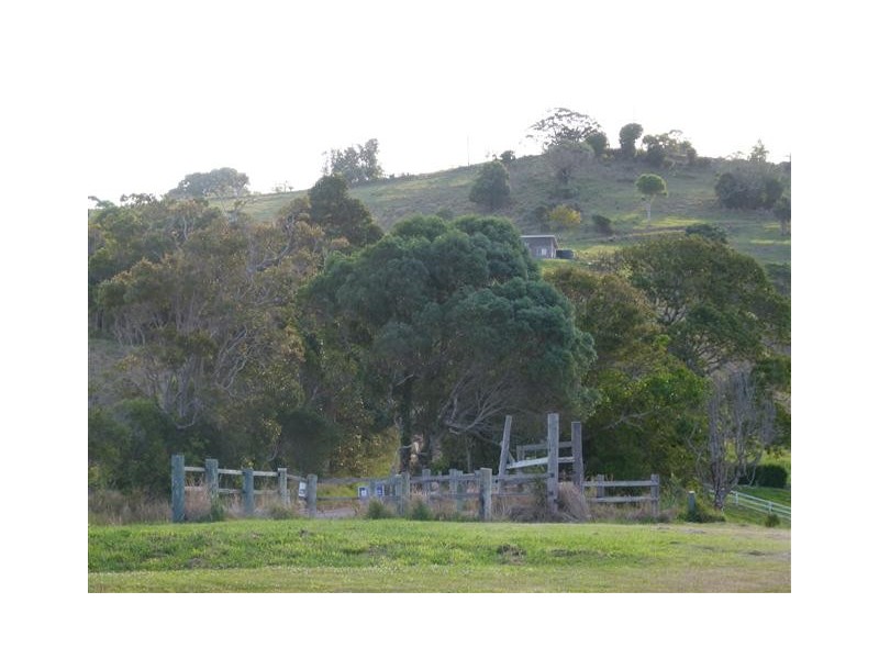 354 Lawnville Road, Cooroy QLD 4563