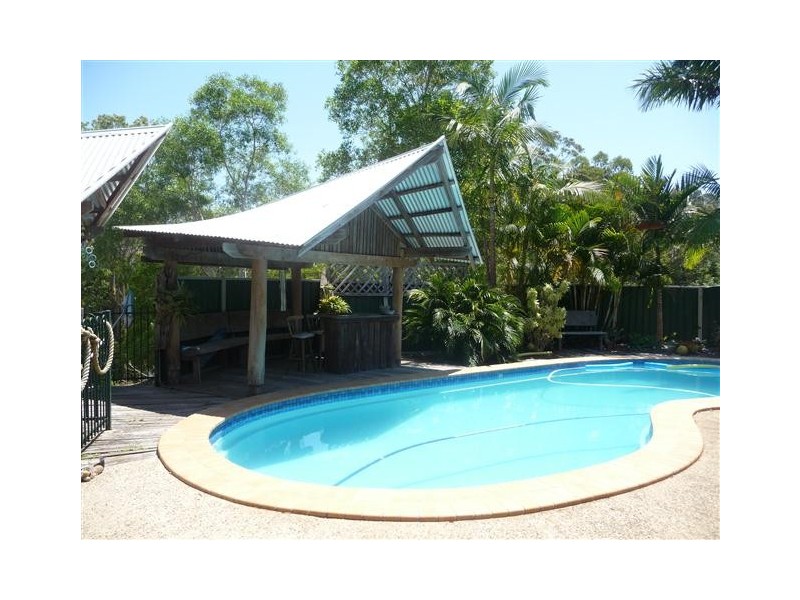 93 Gradys Lane, Kin Kin QLD 4571