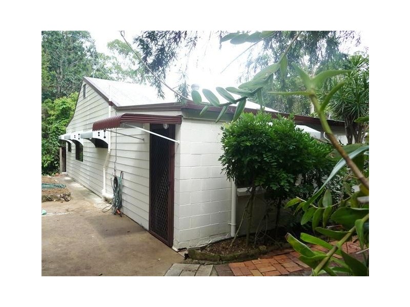 52 Summit Road, Pomona QLD 4568