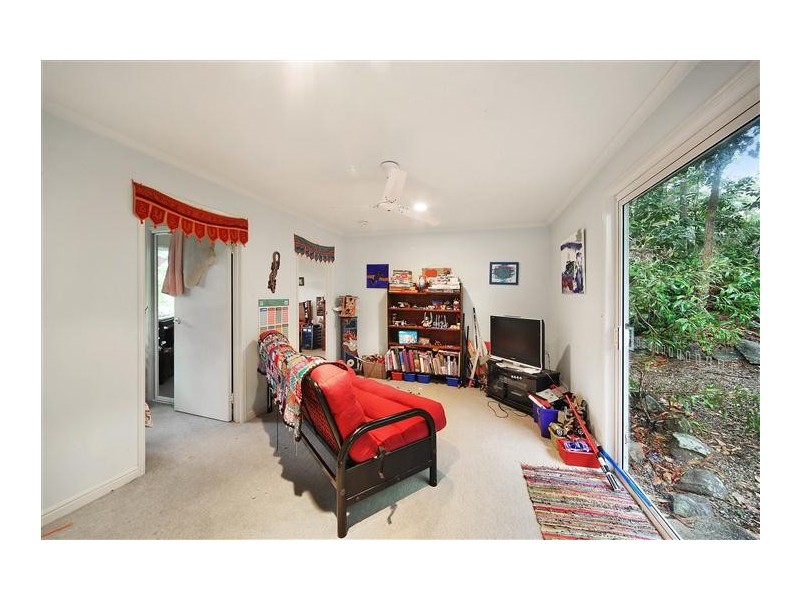 16 Wendoma Court, Tinbeerwah QLD 4563