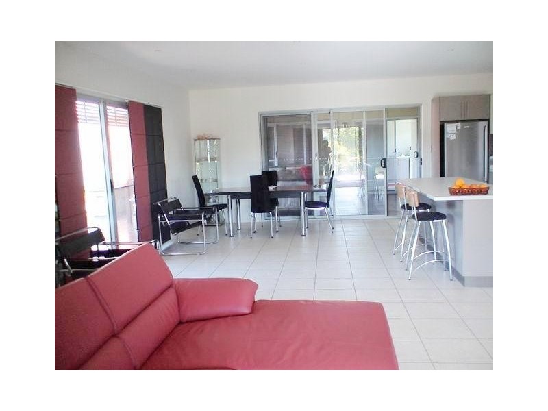 4 Burrell Avenue, Eumundi QLD 4562