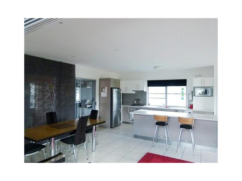 4 Burrell Avenue, Eumundi QLD 4562