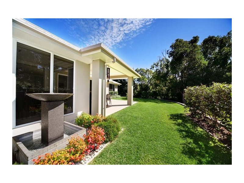 22 Ashgrove Drive, Cooroy QLD 4563