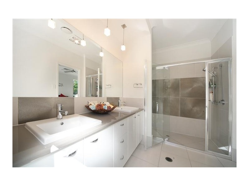 22 Ashgrove Drive, Cooroy QLD 4563