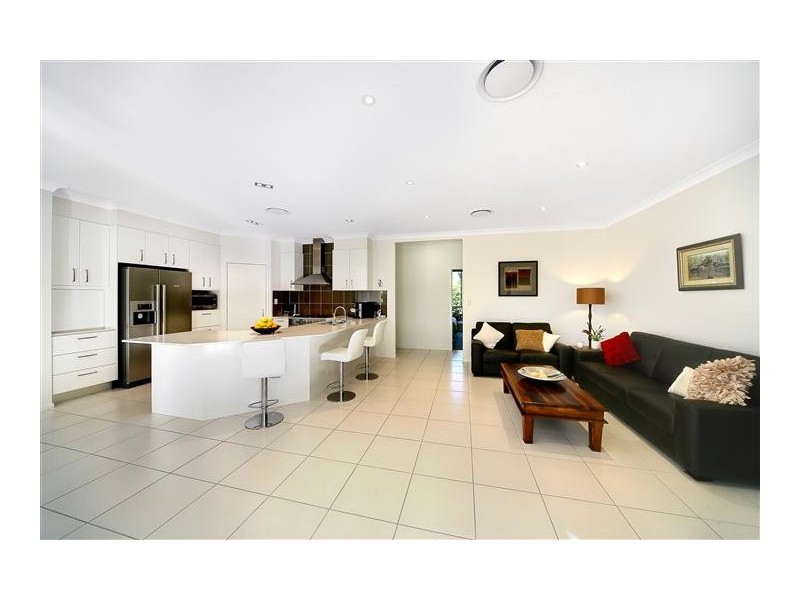 22 Ashgrove Drive, Cooroy QLD 4563