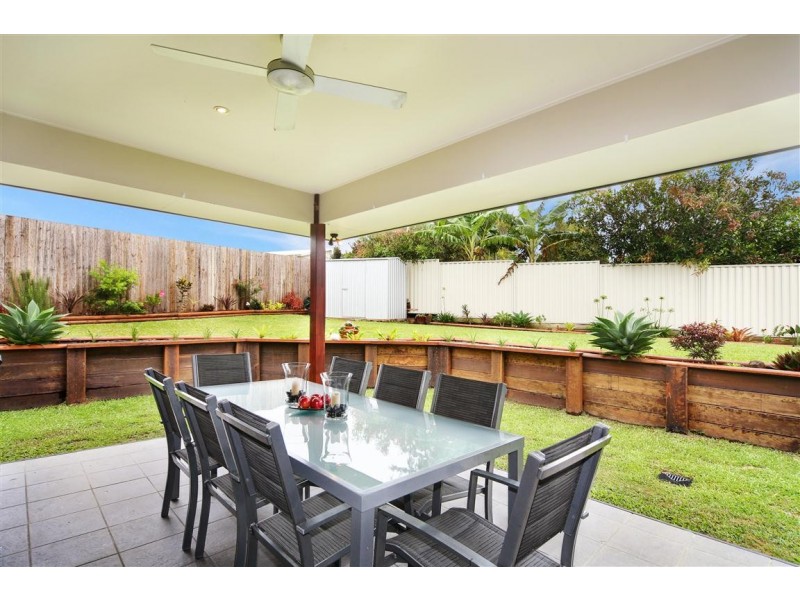 7 Pinbarren Court, Cooroy QLD 4563