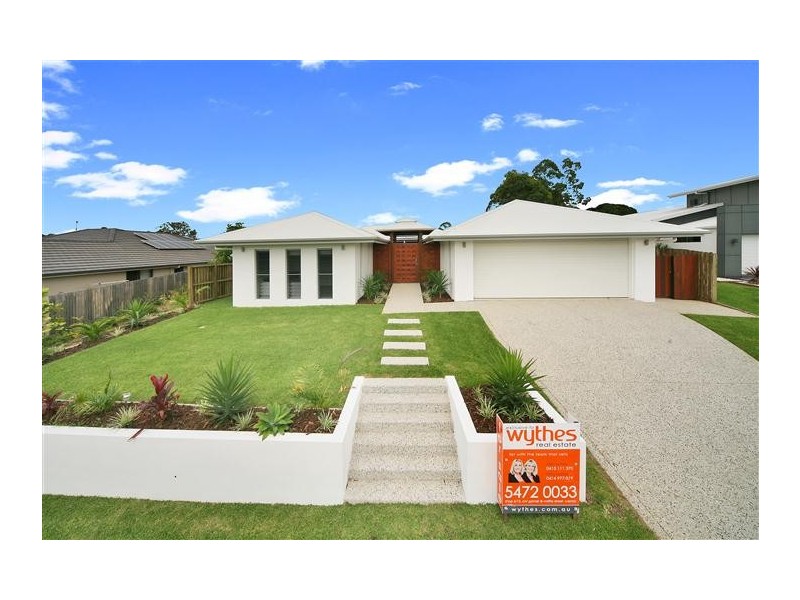 10 Straker Drive, Cooroy QLD 4563