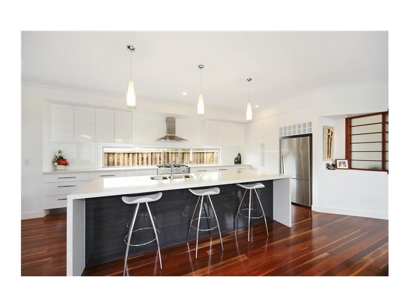 10 Straker Drive, Cooroy QLD 4563