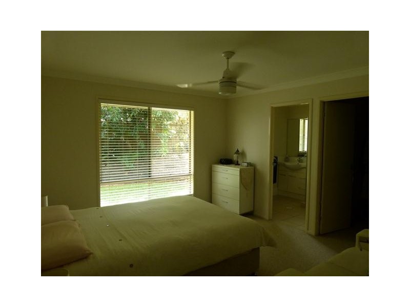 4 Ruby Lane, Cooroy QLD 4563