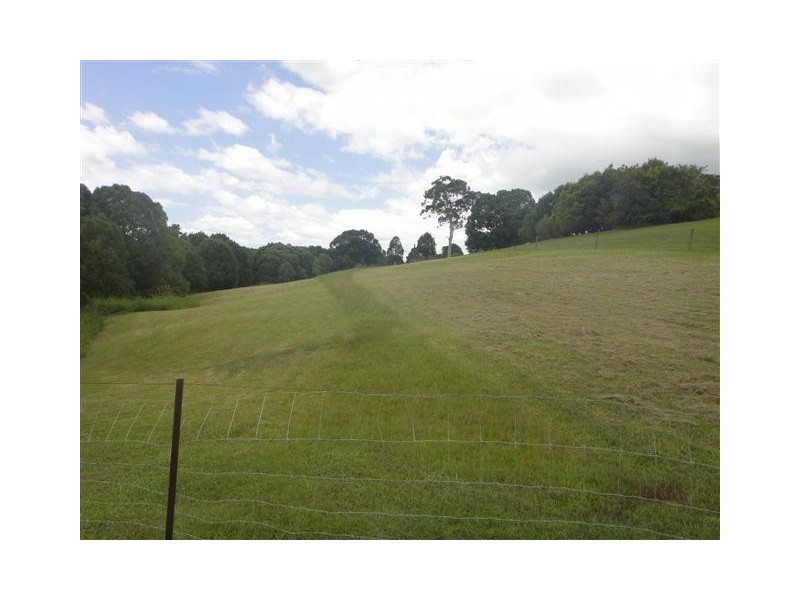 30 Risley Court, Cooran QLD 4569