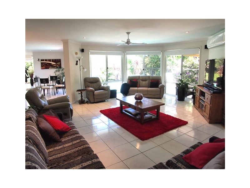 7 Oregon Court, Cooroy QLD 4563