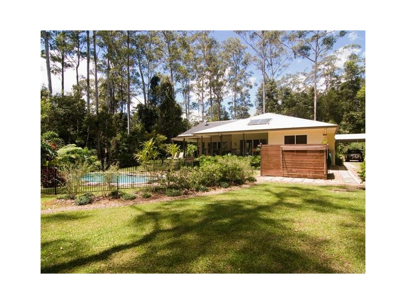 2 Palm Tree Court, Pomona QLD 4568