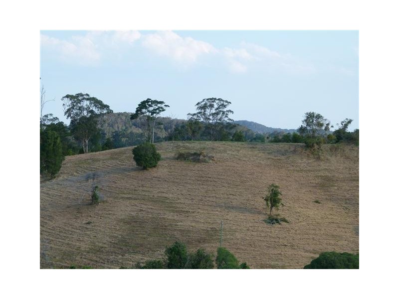 354 Lawnville Road, Black Mountain QLD 4563