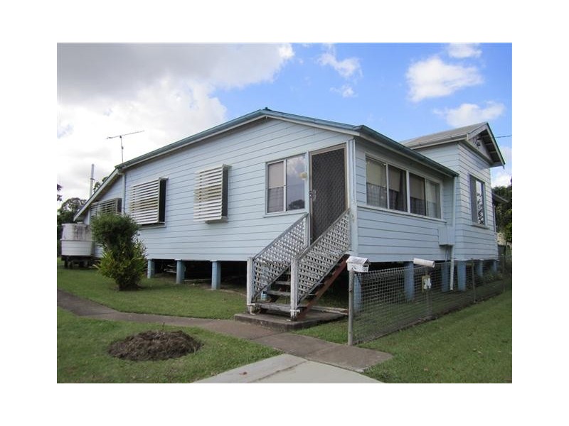 24 Queen Street, Cooran QLD 4569