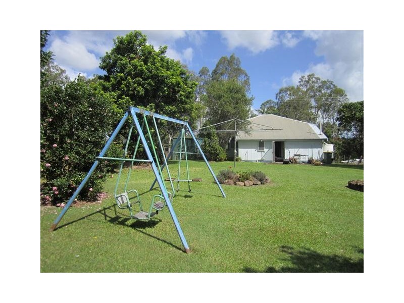 24 Queen Street, Cooran QLD 4569