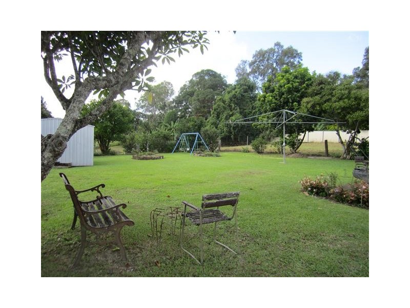 24 Queen Street, Cooran QLD 4569