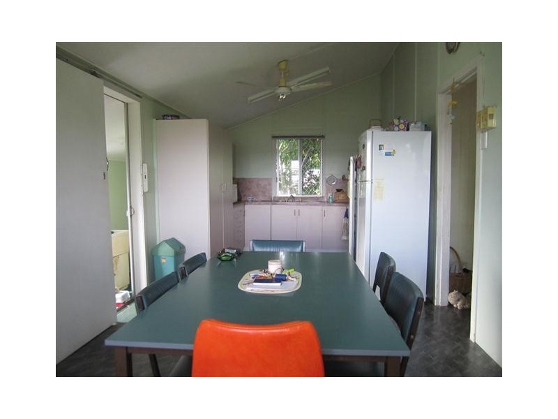 24 Queen Street, Cooran QLD 4569