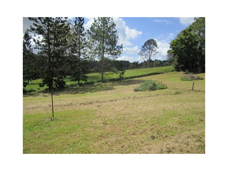 24 Queen Street, Cooran QLD 4569