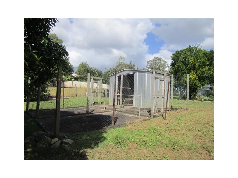 24 Queen Street, Cooran QLD 4569