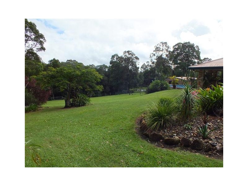 6 Settlers Rise, Pomona QLD 4568