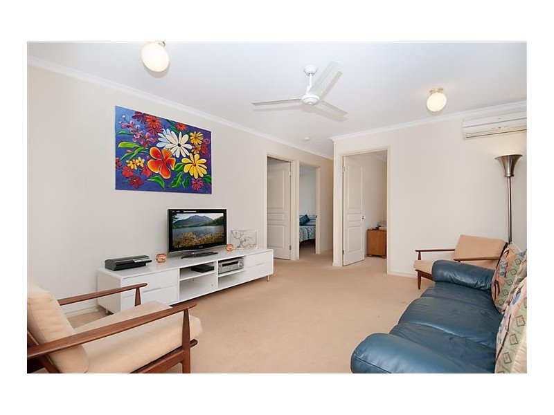 61 Oak Street, Cooroy QLD 4563