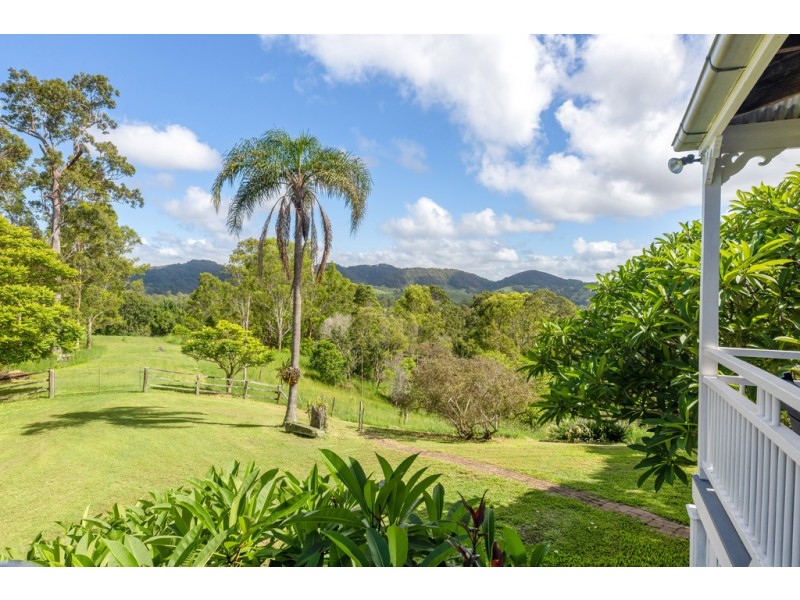 954 Browns Creek Road, Eerwah Vale QLD 4562