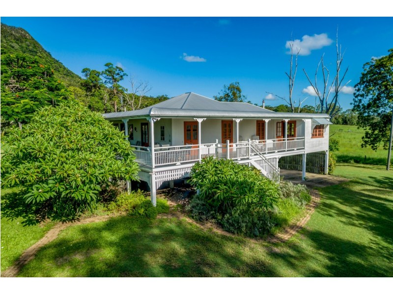 954 Browns Creek Road, Eerwah Vale QLD 4562