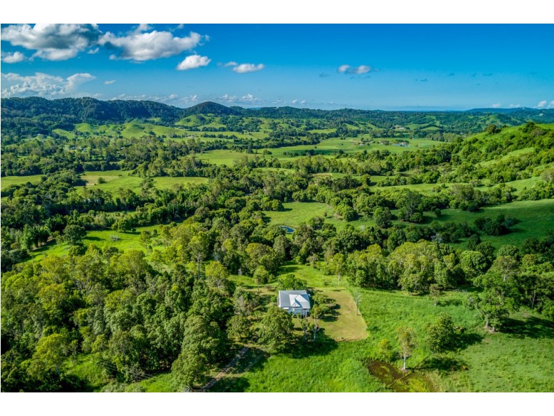 954 Browns Creek Road, Eerwah Vale QLD 4562