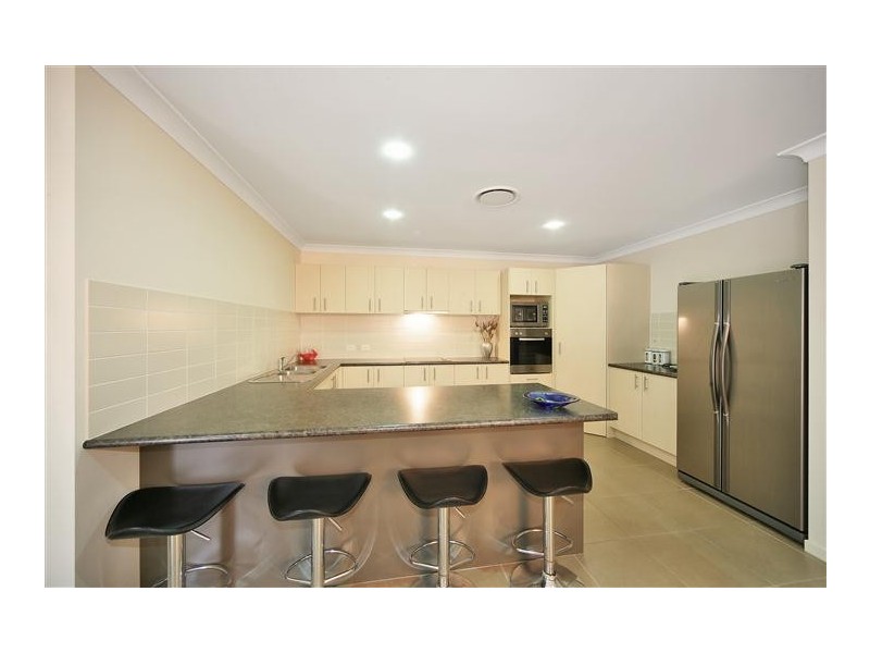 115 Stratford Park Drive, Pomona QLD 4568