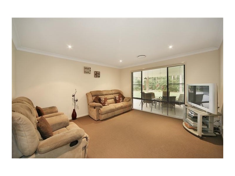 115 Stratford Park Drive, Pomona QLD 4568