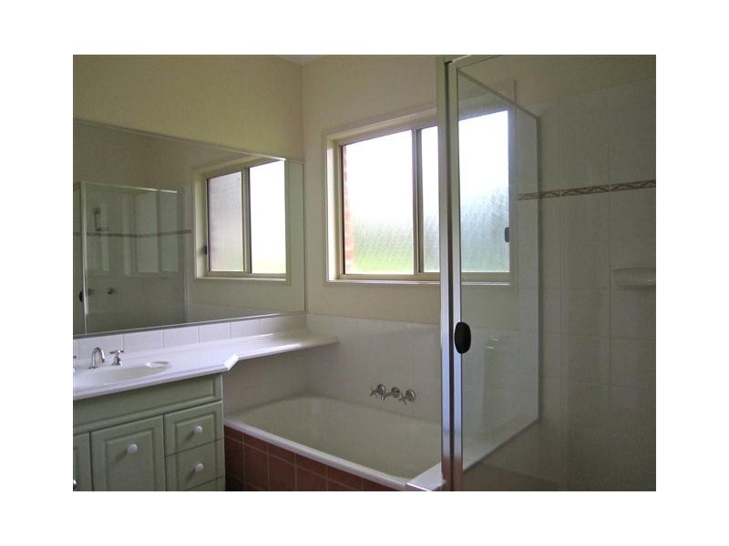 12 Belwood Place, Pomona QLD 4568
