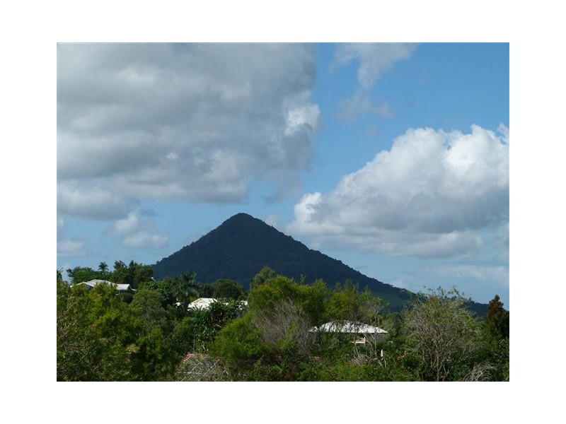 18 Falcon Crescent, Cooroy QLD 4563