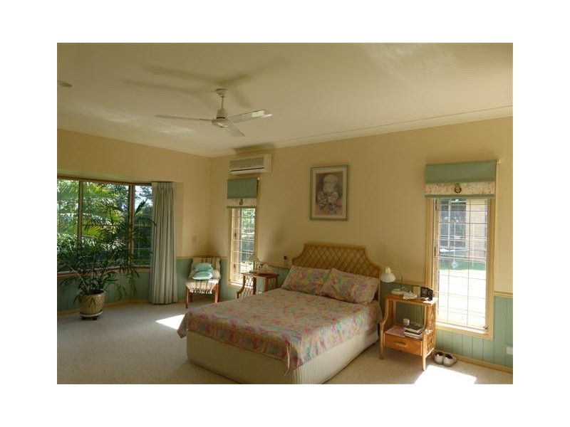 18 Falcon Crescent, Cooroy QLD 4563