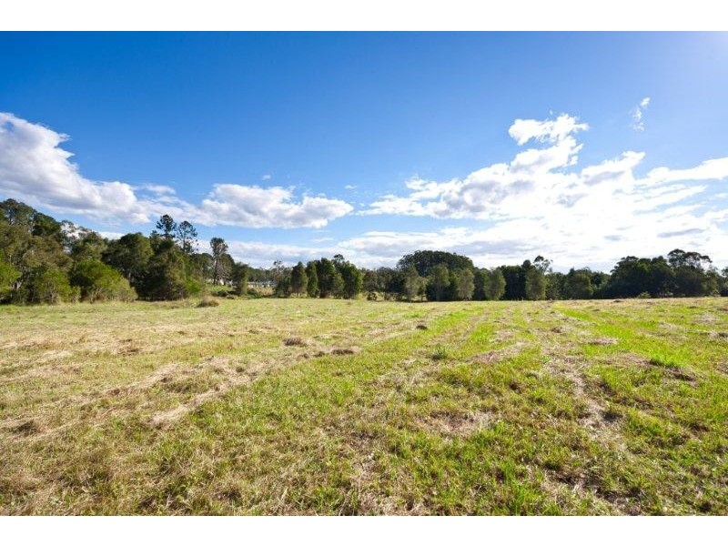 55 Lake MacDonald Drive, Cooroy QLD 4563
